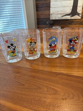 McDonald's Walt Disney World Millennium Celebration glasses from 2000 Set of 4